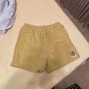 Patagonia Baggies 5" Inseam Size M Pale Yellow Great Pacific Iron Works Version